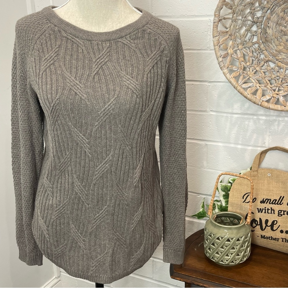 Sonoma Long Sleeve Sweater Size Medium